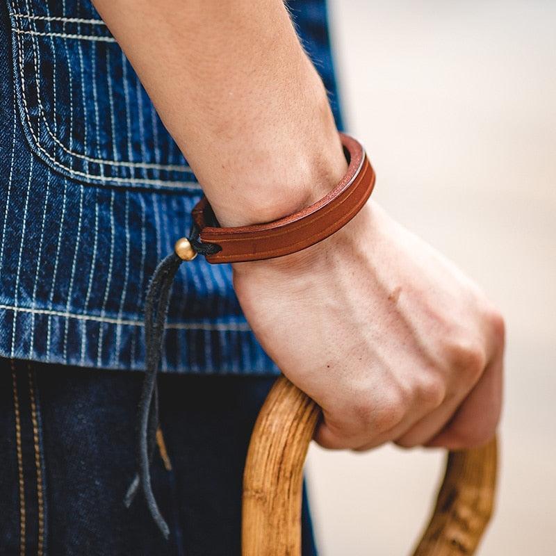 Pulseira Leather Cuff - Almaselvagem